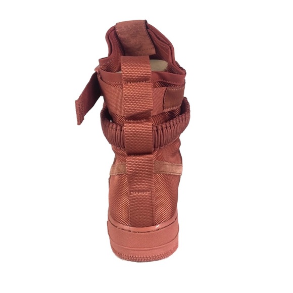 Nike SF Air Force 1 Dusty Peach (Winterized Issue) - Picture 5 of 7